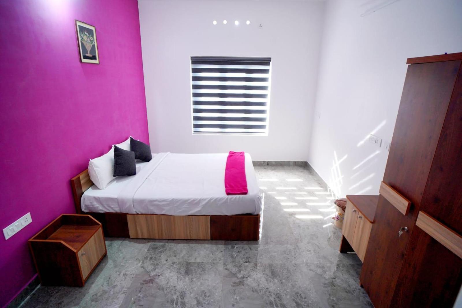 טקאדי Vaishnavam Double Bedroom Villa מראה חיצוני תמונה